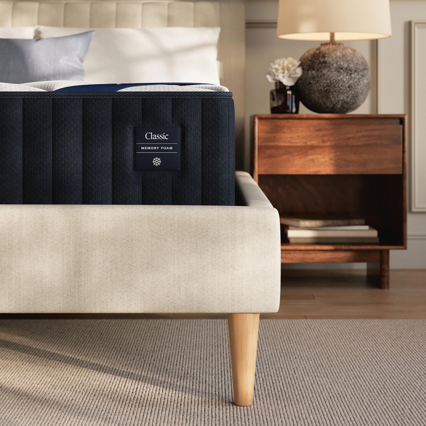 Dreamcloud Classic Memory Foam - Queen Mattress - White