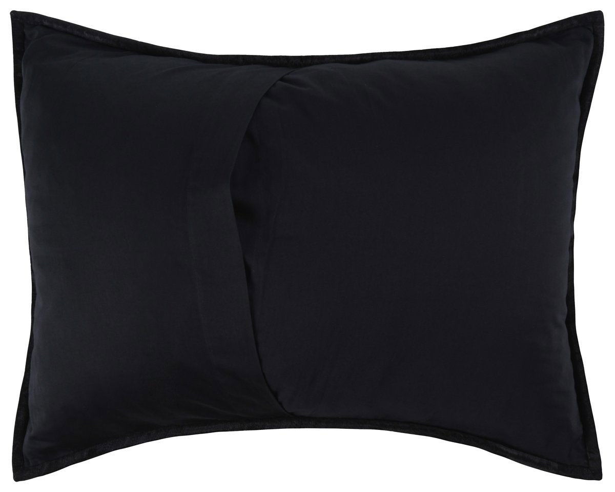 Bari - Velvet Sham