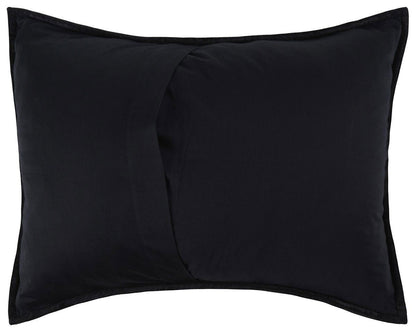 Bari - Velvet Sham