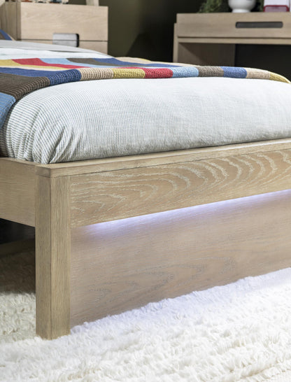 District - Complete Panel Bed