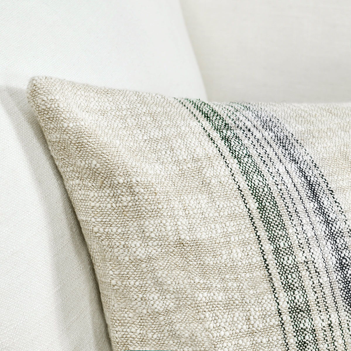 Timeless - Ria Pillow