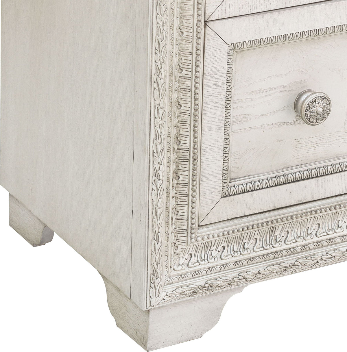 Camila - 9 Drawer Door Chest - Creamy White