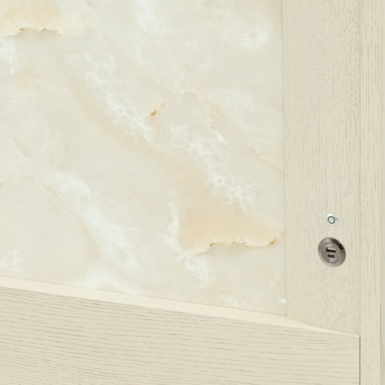 Pavira - 5-Drawer Chest