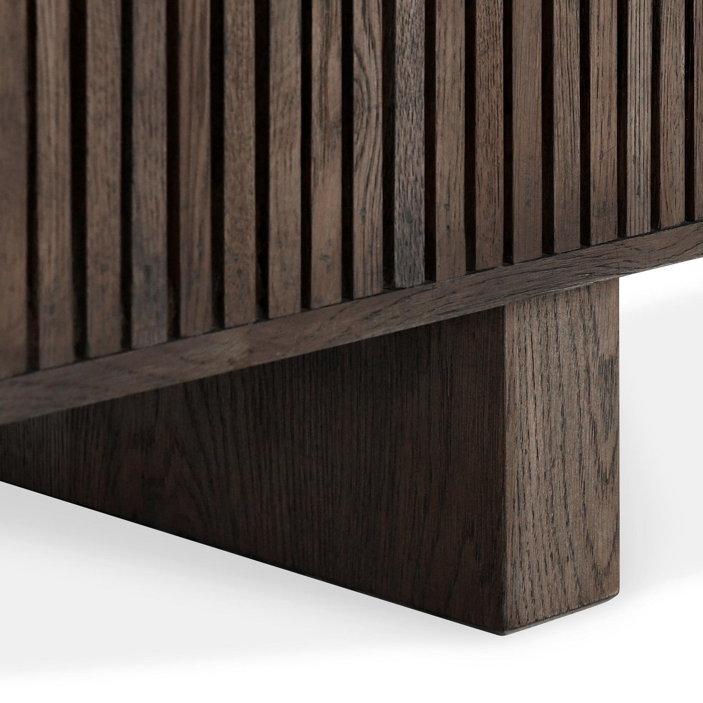 Roya - Cabinet