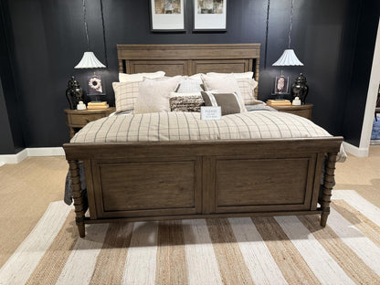 Seraphina - Panel Bed