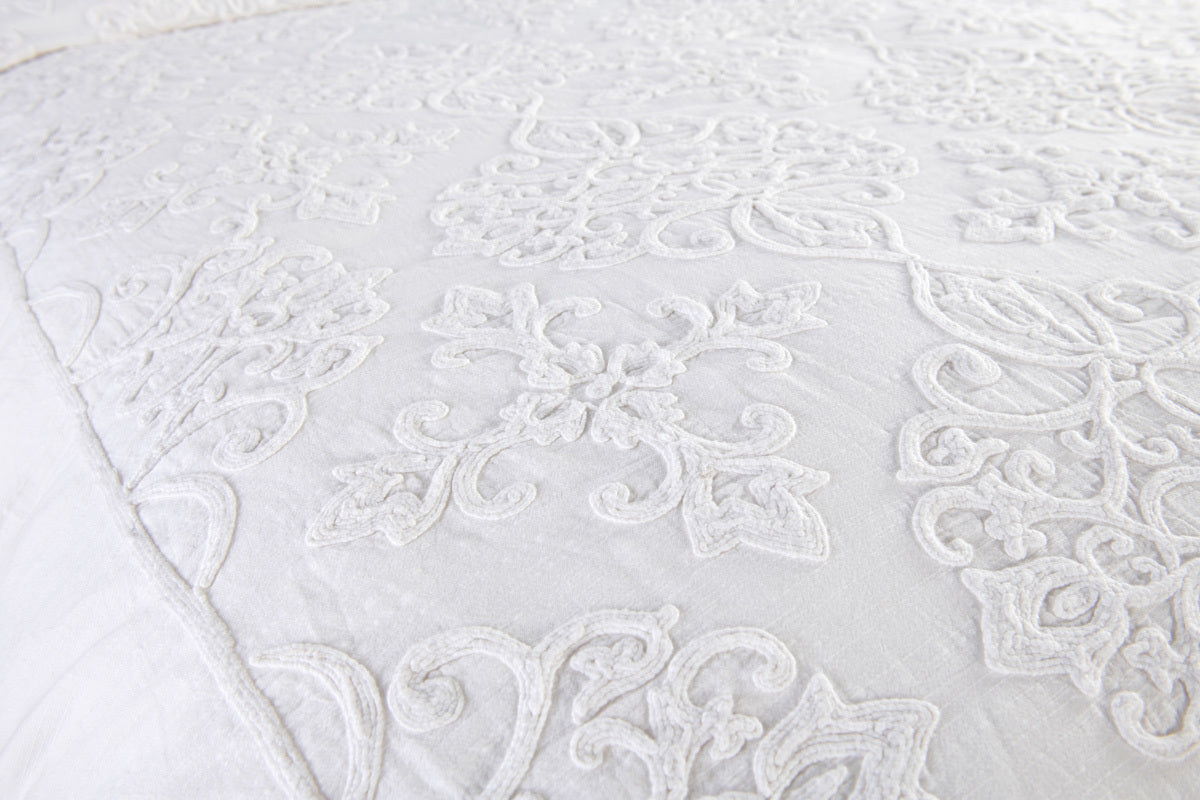 Reagan - Duvet King Collection - Ivory/White