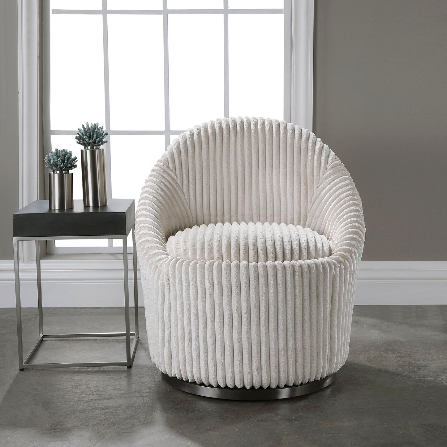 Crue - Fabric Swivel Chair