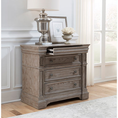 Kingsbury - 4 Drawer Bachelor's Chest - French Gray