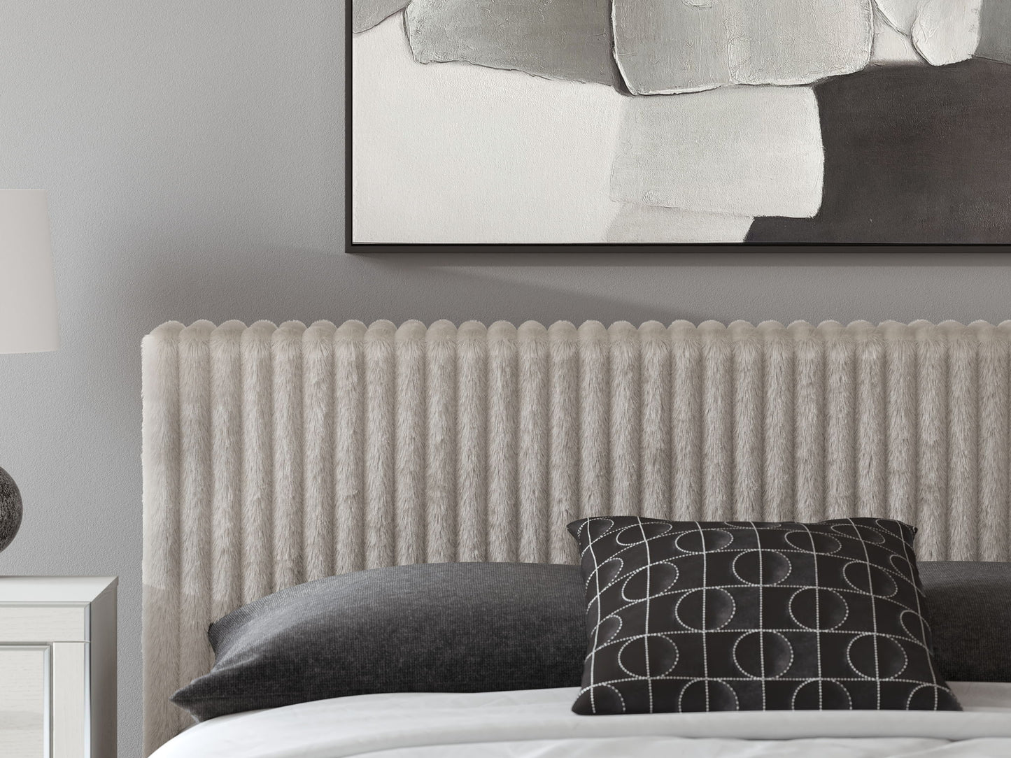 Zuraleus - Upholstered Bed