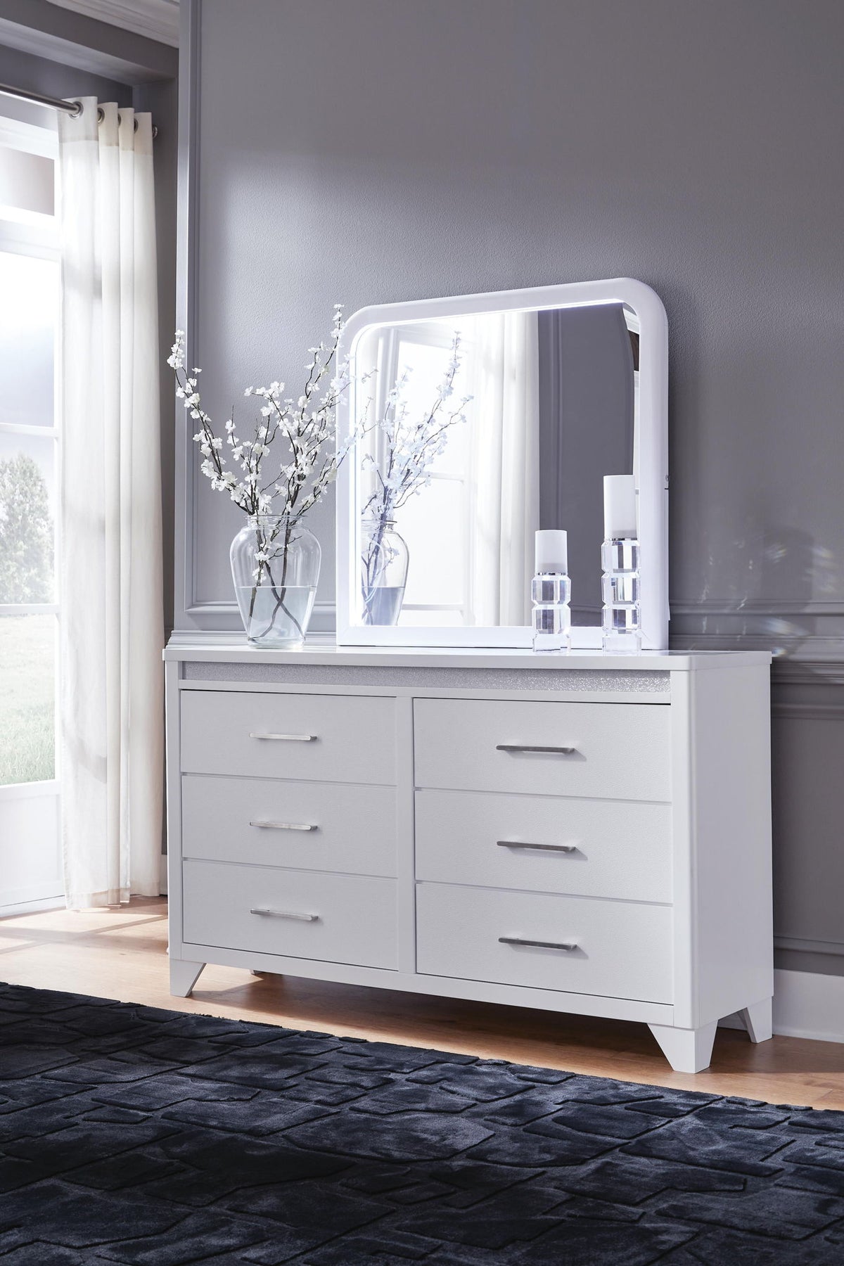 Jarlee - 4 Pc. - King Panel Bed, Dresser, Mirror And Nightstand - White