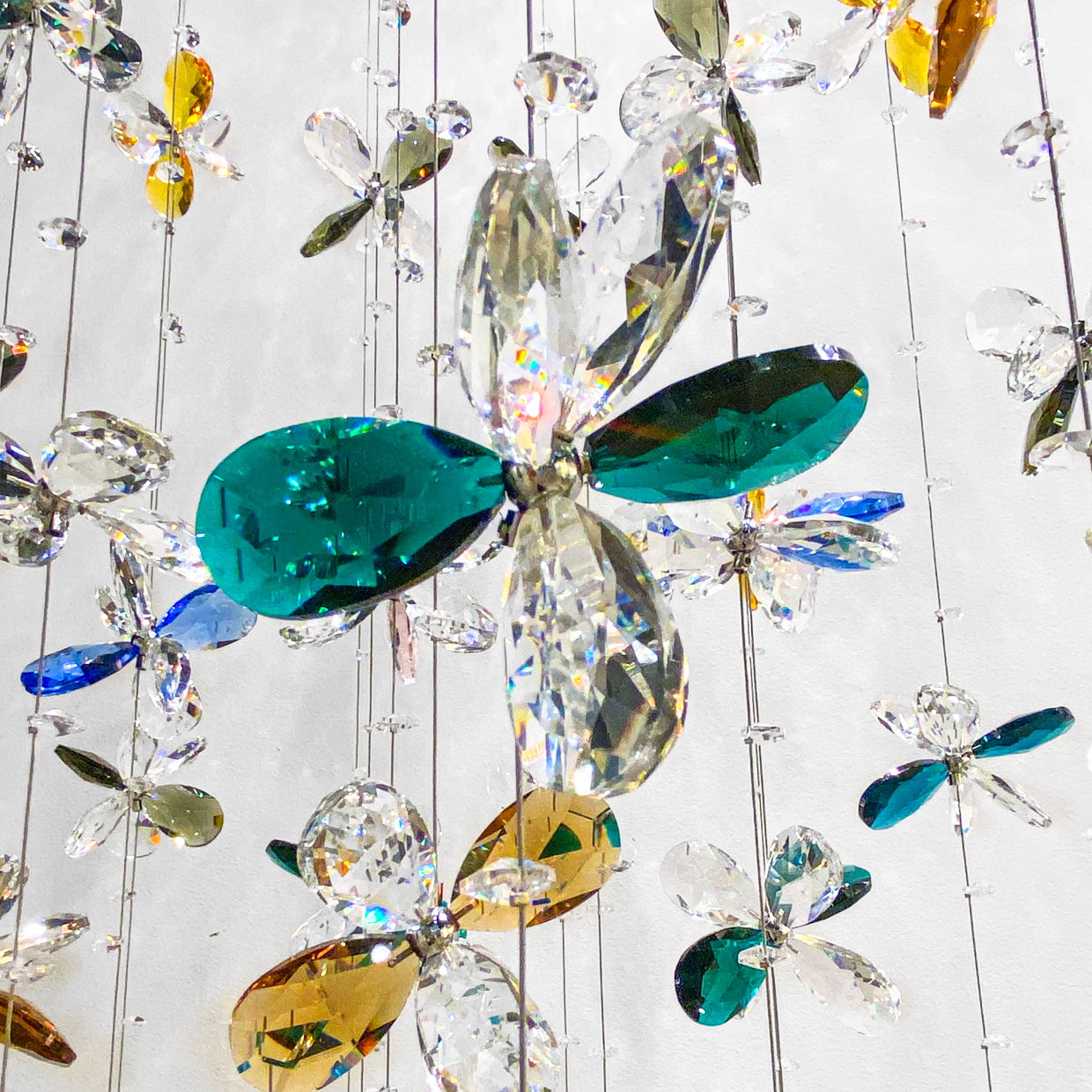 Michael Amini Lighting - Wings Of Color Crystal LED Chandelier - Clear