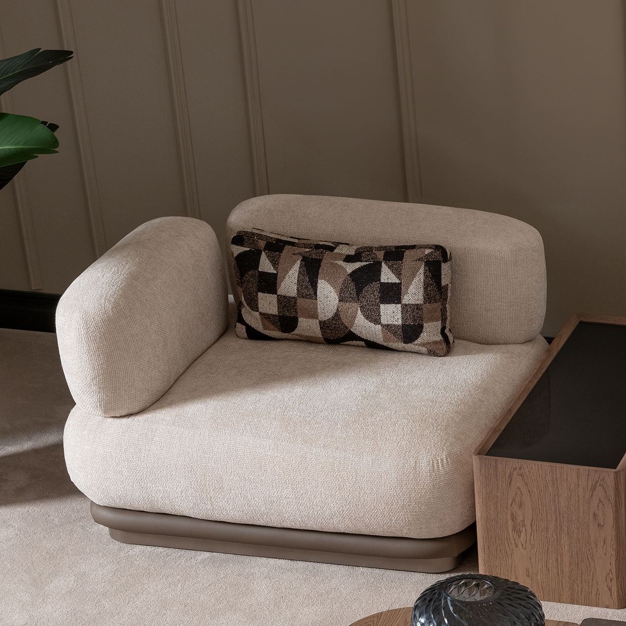 Bristol Point - LAF Chair - Fawn / Saddle Brown