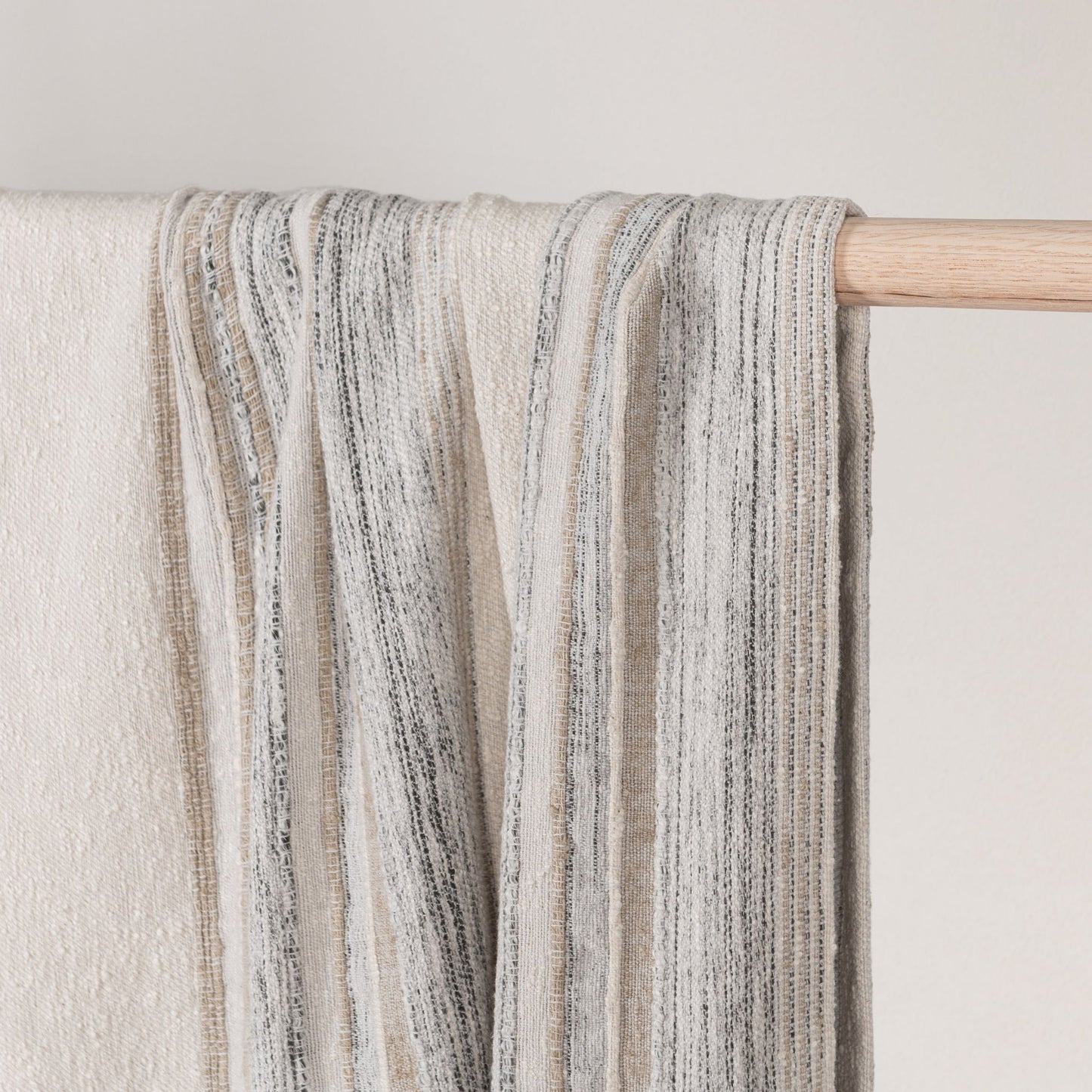 Rockport - 50" x 70" Throw - Ivory Multi